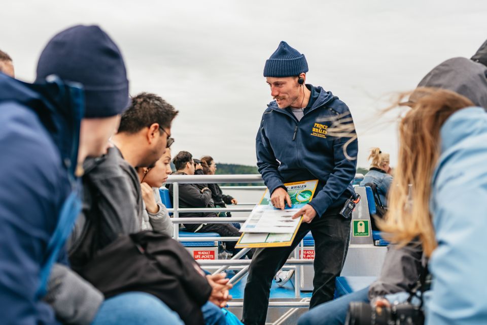 Naturalist explaining Tour